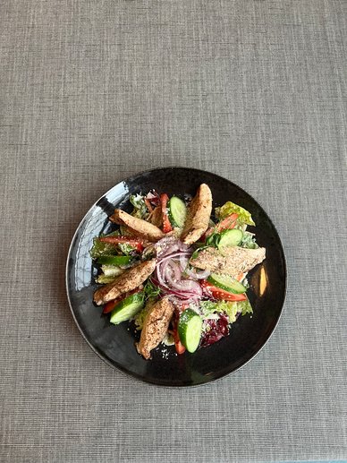 Sałatka z kurczakiem